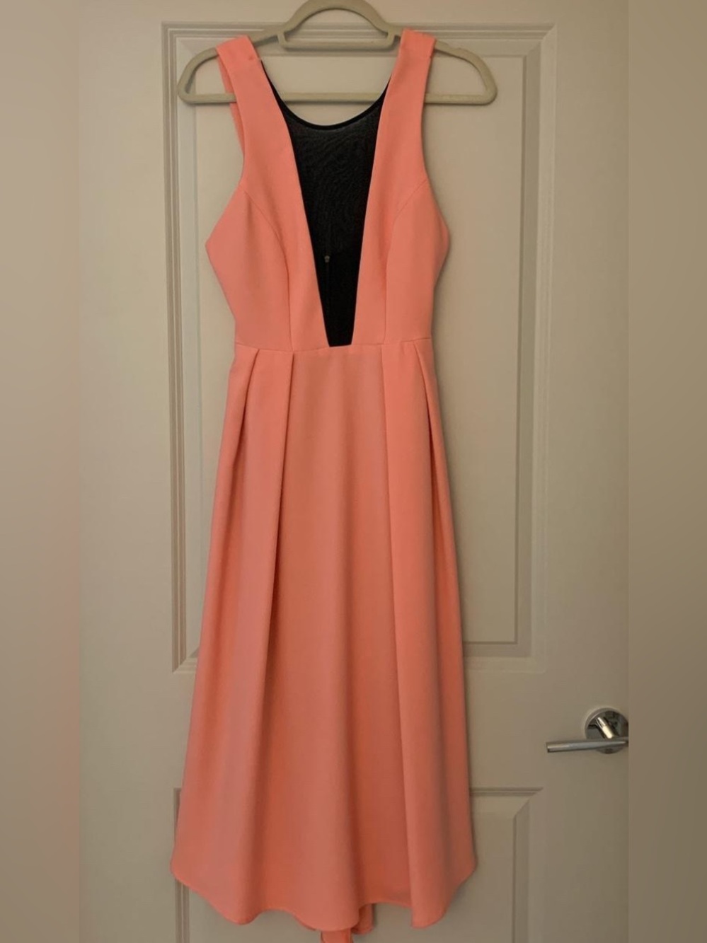 NWT Hunter Dixon Peach Wedding Guest Dress 👗